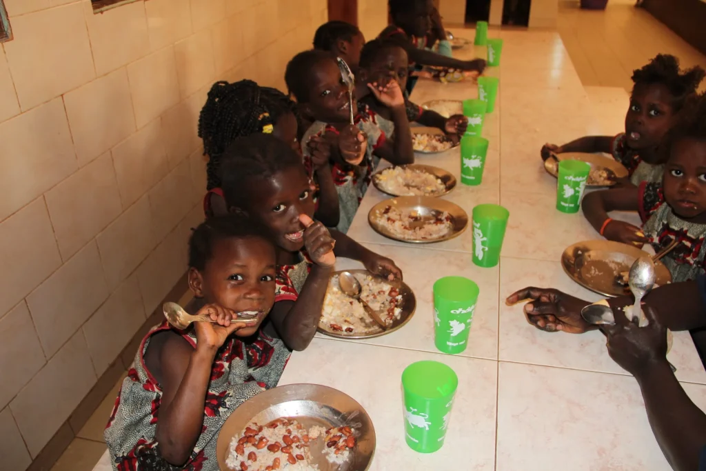 projecte alimentacio nens guinea bissau ong amic